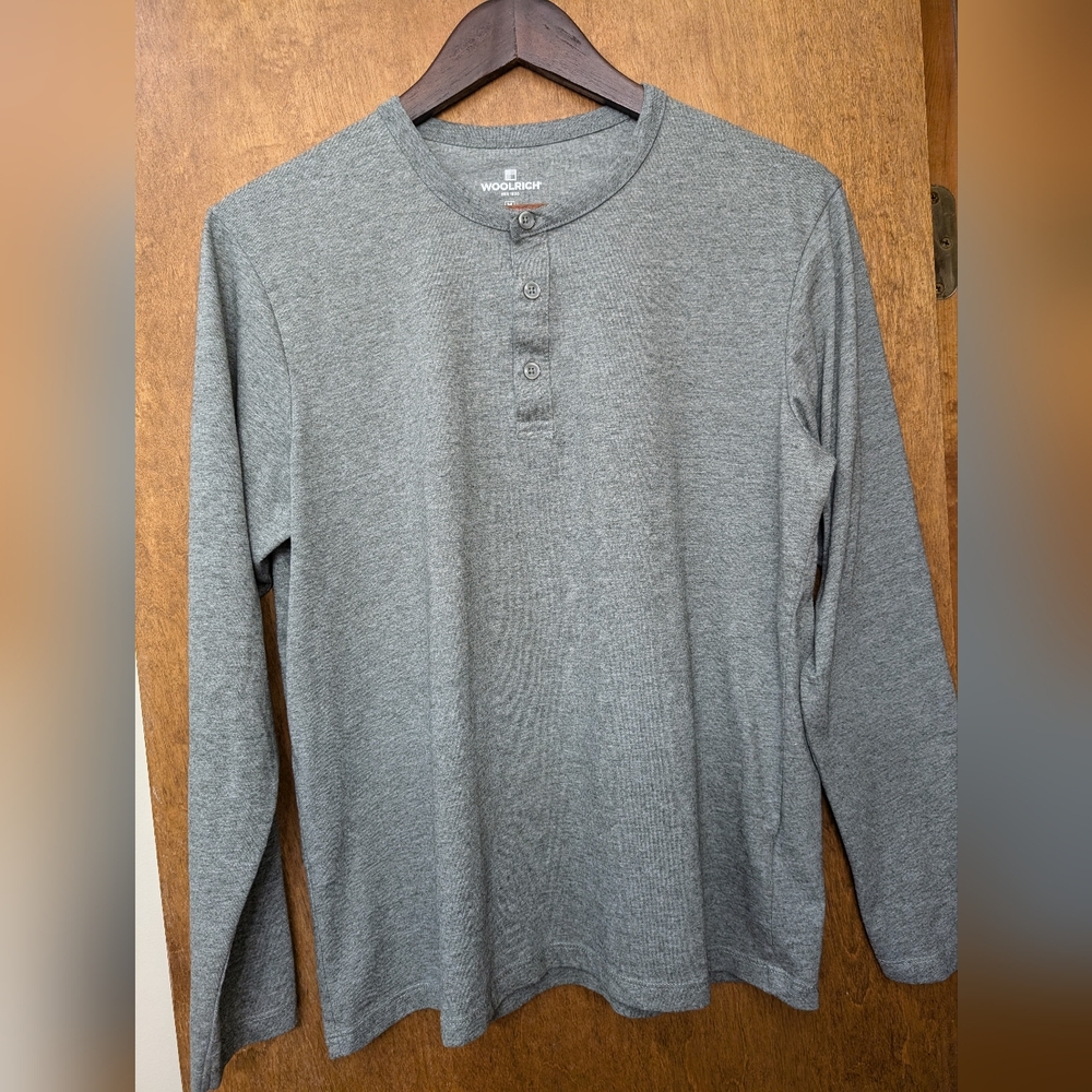 Woolrich Men's Long Sleeved Shirt - Size Medium